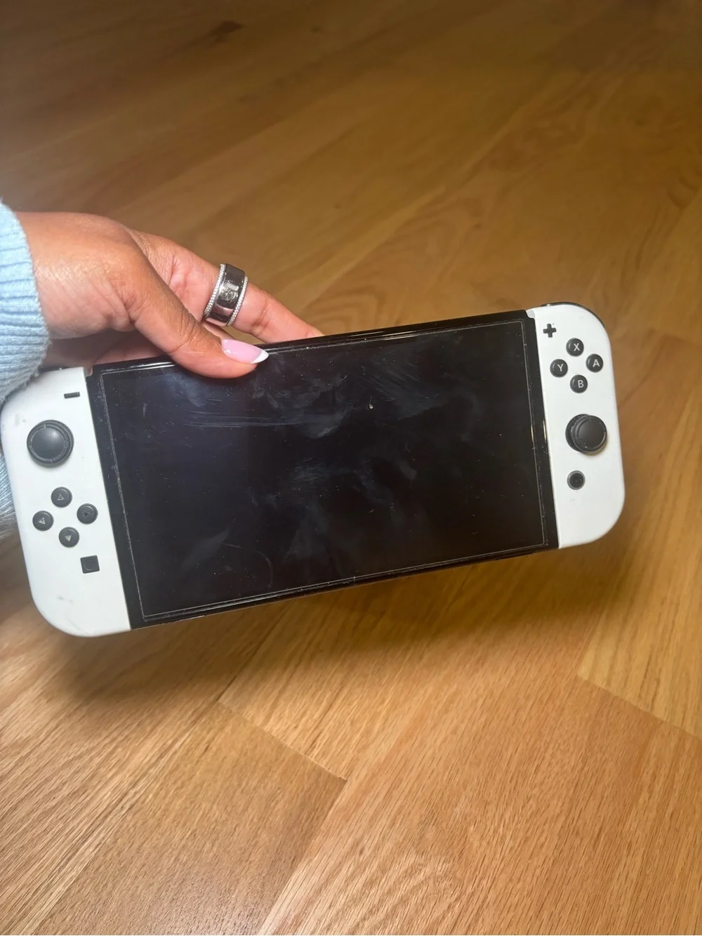 Nintendo White OLED Handheld Console with White Joy-Con